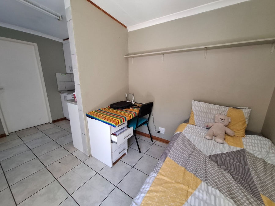 13 Bedroom Property for Sale in Universitas Free State